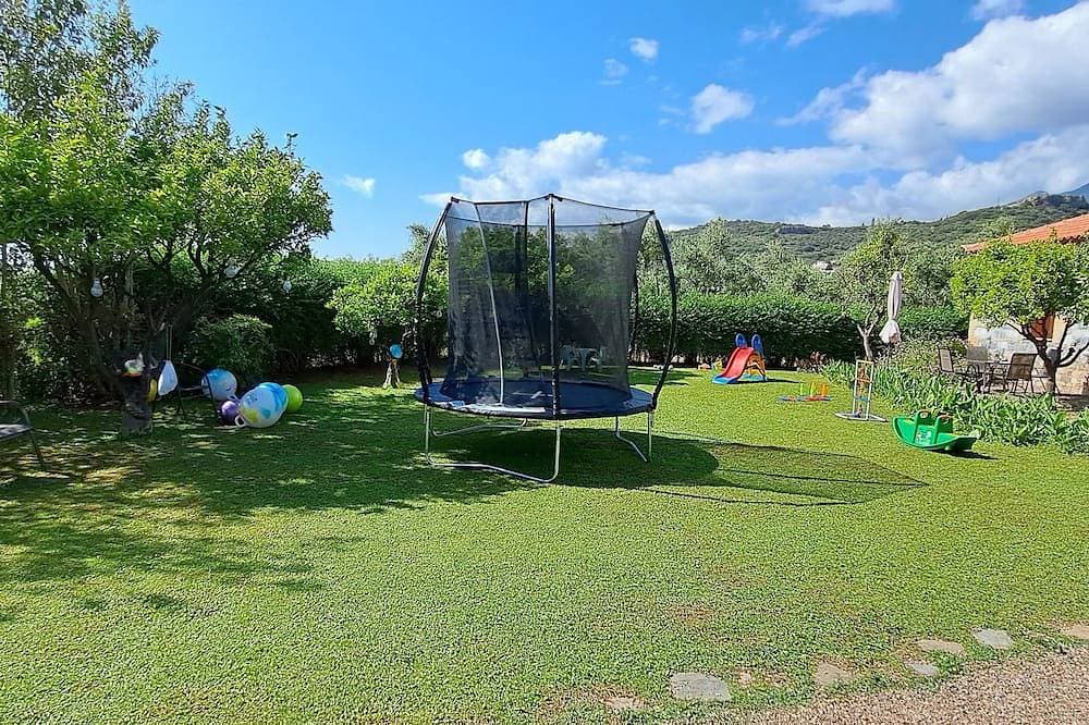 Foto 13 von 30: Comfortable Wohnung im ersten Stock mit wunderschönen Berg und Meeresblick