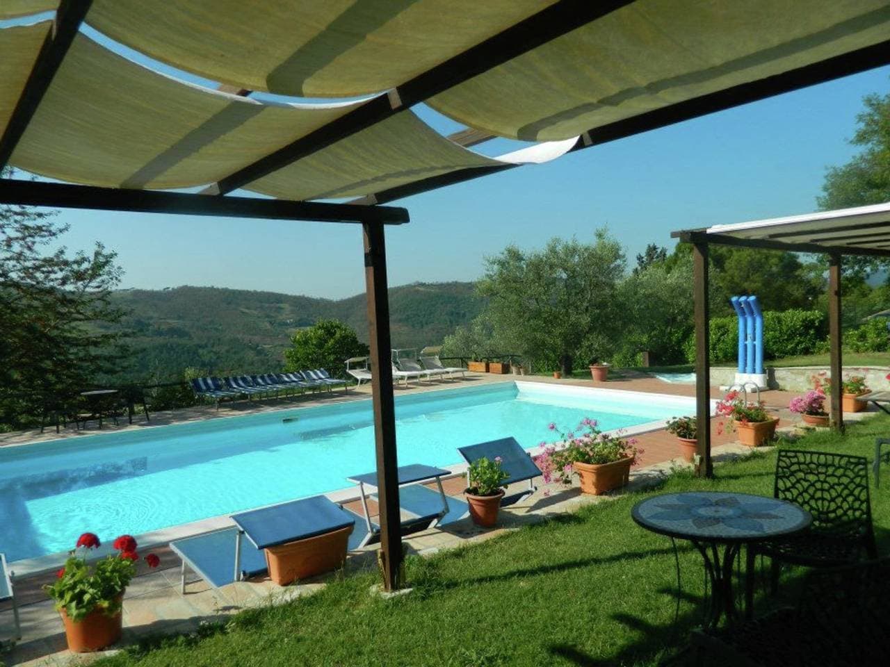 Foto 11 von 73: Städtisches Bauernhaus in Umbrien mit Pool
