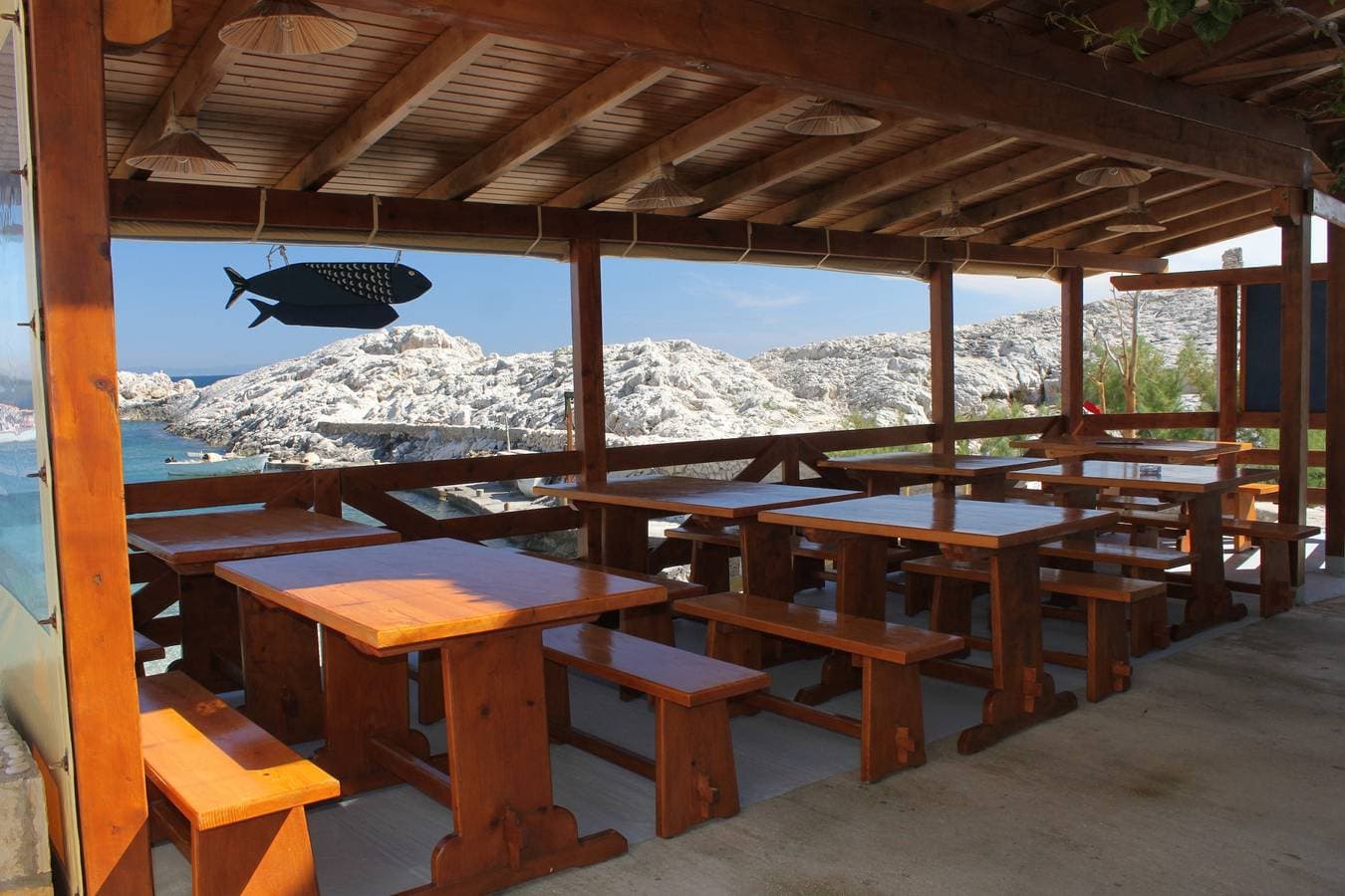 Foto 9 von 25: 2-Zimmer-Ferienwohnung am Strand Bucht Zarace, Hvar -a