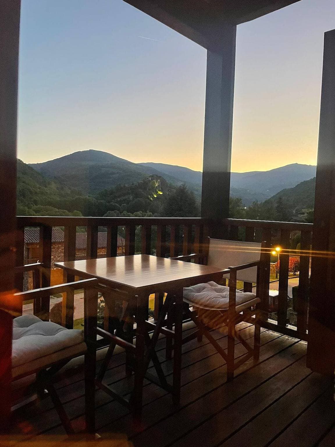 Foto 3 von 25: Ferienwohnung "El Mirador de Llanars" mit Zugang zu den Skipisten und Blick auf die Berge