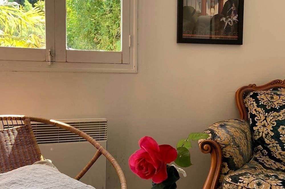 Foto 8 von 25: Charmantes Häuschen, abgelegenes Grundstück mit Pool und Garten - Strände in der Nähe