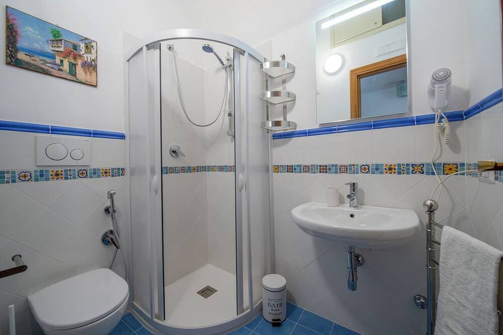 Foto 5 von 10: Enjoyable 1-bedroom apartment with AC in charming Minori,cozy apartment no steps
