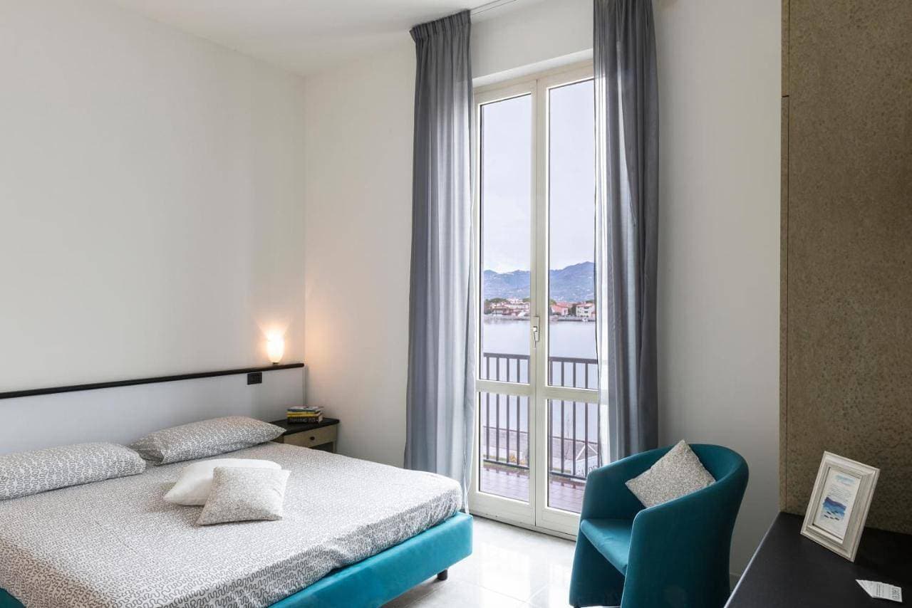 Foto 7 von 11: Double Room with Balcony and Sea View