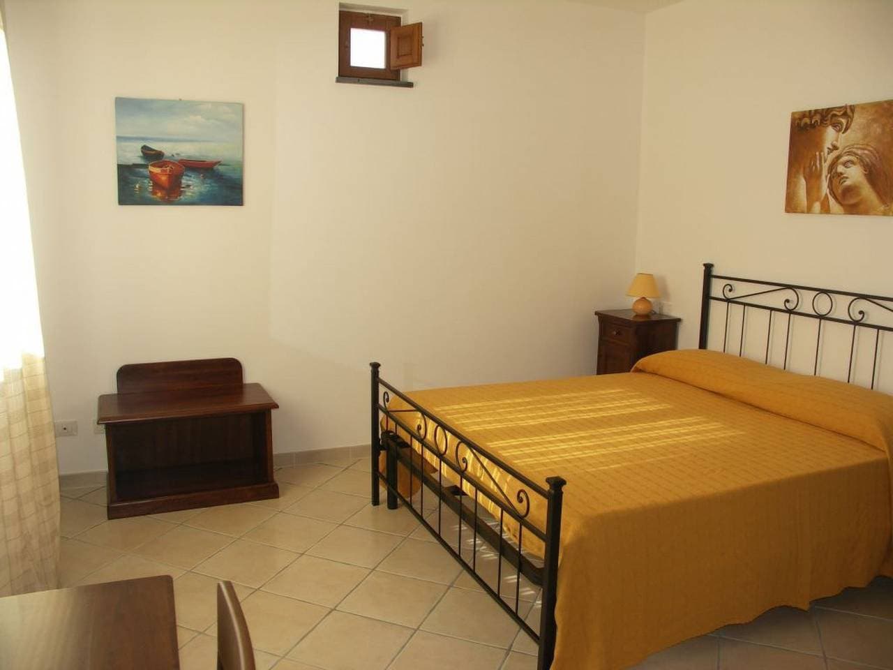 Foto 8 von 23: Panorama-Villa auf den Äolischen Inseln ab 773