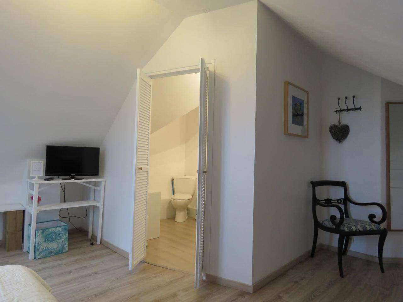 Foto 8 von 11: Double Room "Jeanne"