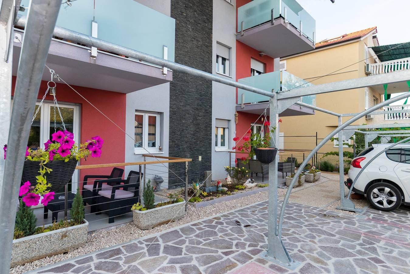 Foto 9 von 19: Zimmer mit Terrasse Grebastica, Sibenik -a