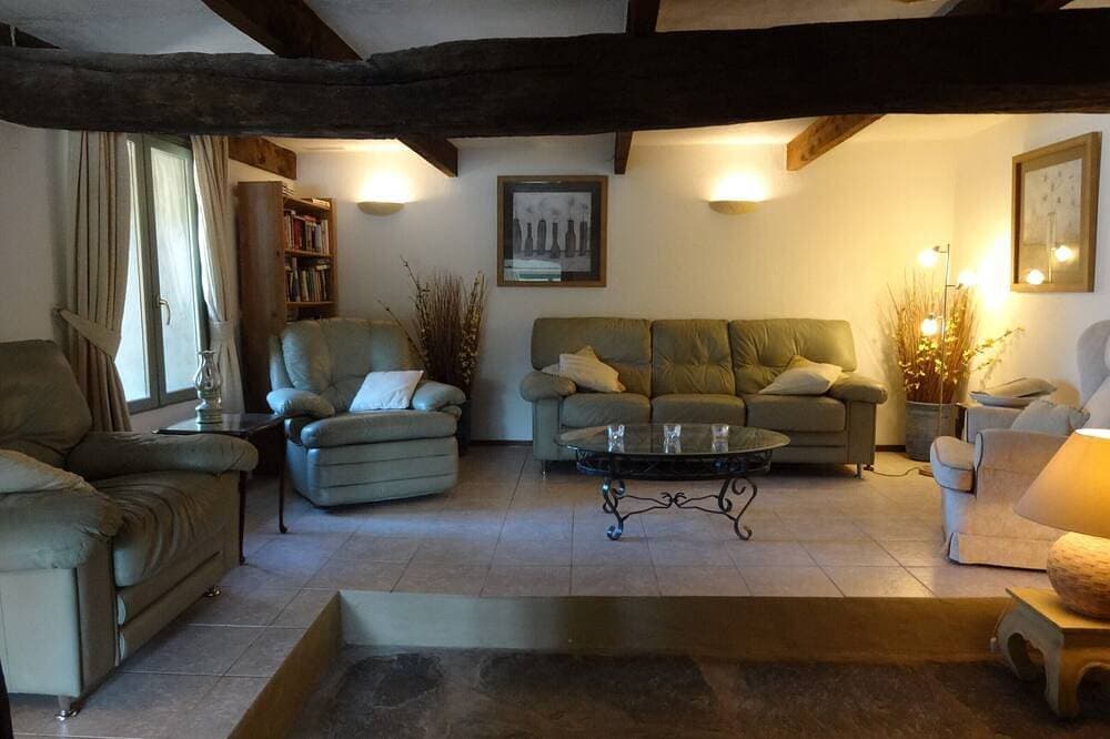 Foto 11 von 25: Ferienhaus 'Bergerie L'Occitane' mit privatem Pool, Terrasse und WLAN