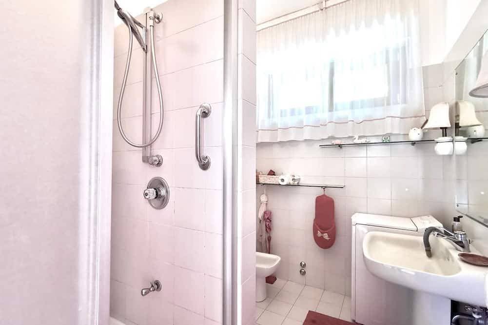 Foto 6 von 30: Allgemeine Geschäftsbedingungen - Ferienwohnung: Willkommen in unserer Ferienwohnung. Für einen angenehmen und reibungslosen Aufenthalt lesen Sie bitte die folgenden allgemeinen Geschäftsbedingungen. Unterstützungsdienste Persönliche Unterstützung: Verfüg