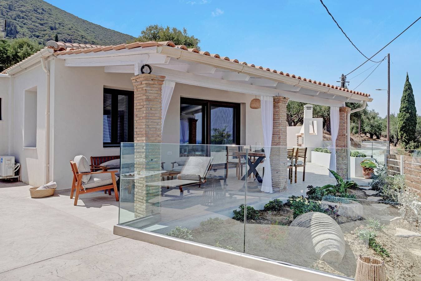 Foto 3 von 30: Finca 'Olivella Luxury Suites' mit privater Terrasse, WLAN und Klimaanlage