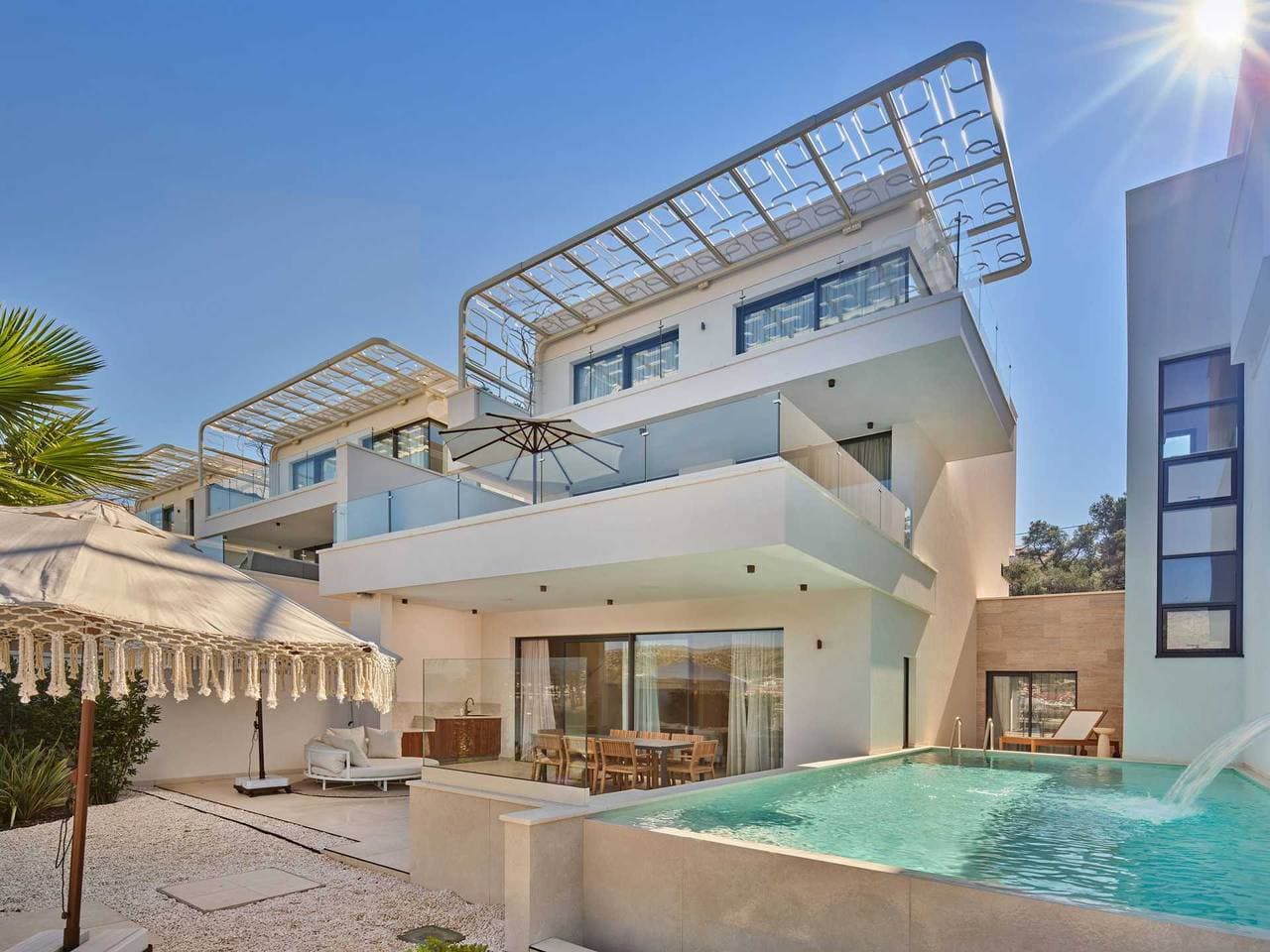 Foto 8 von 97: Luxusvilla Lunea mit Pool VI