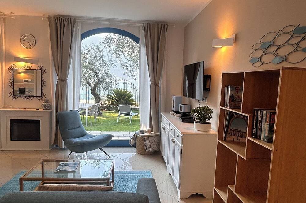 Foto 12 von 30: My Home In Monte Isola-Wohnung mit Blick auf den See Peschiera Maraglio