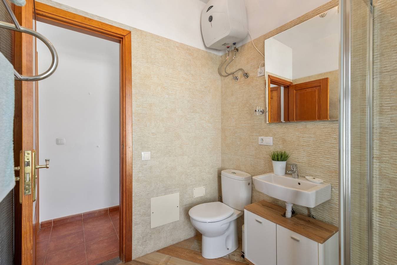 Foto 9 von 25: Junior Suite mit Terrasse für Urlaub mit WLAN und Klimaanlage