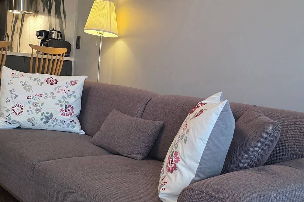 Foto 13 von 30: Cozy 1-bedroom hotel suite in terrific İstanbul with AC and gym