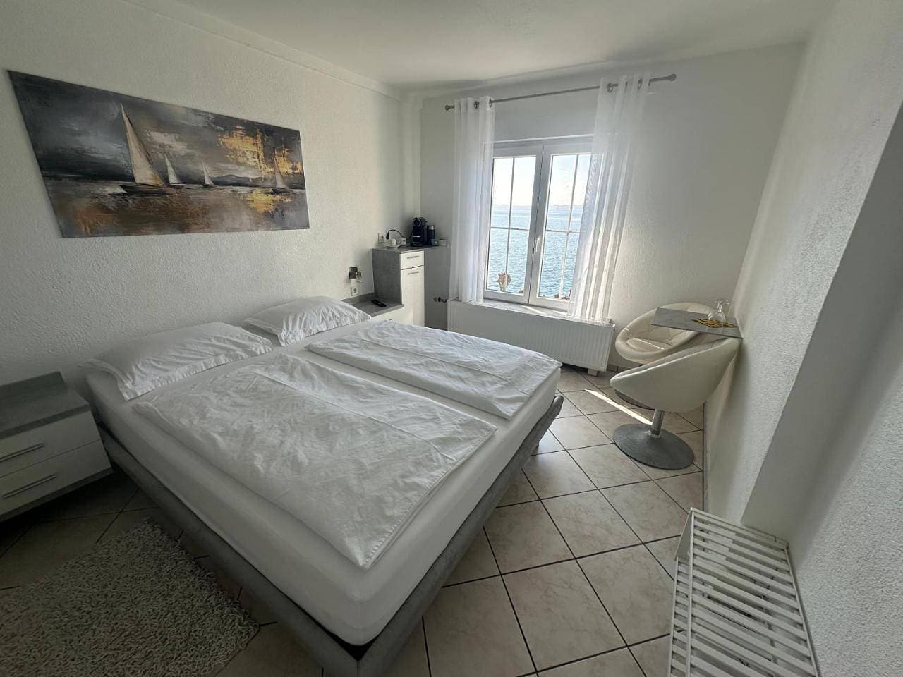 Foto 6 von 9: Double Room with Lake View
