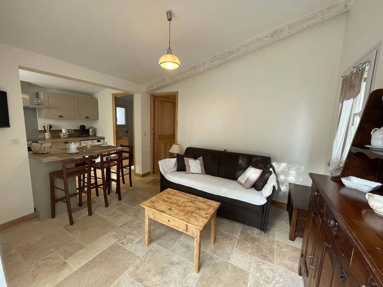 Foto 2 von 16: Ferienwohnung für 4 Personen mit Terrasse
