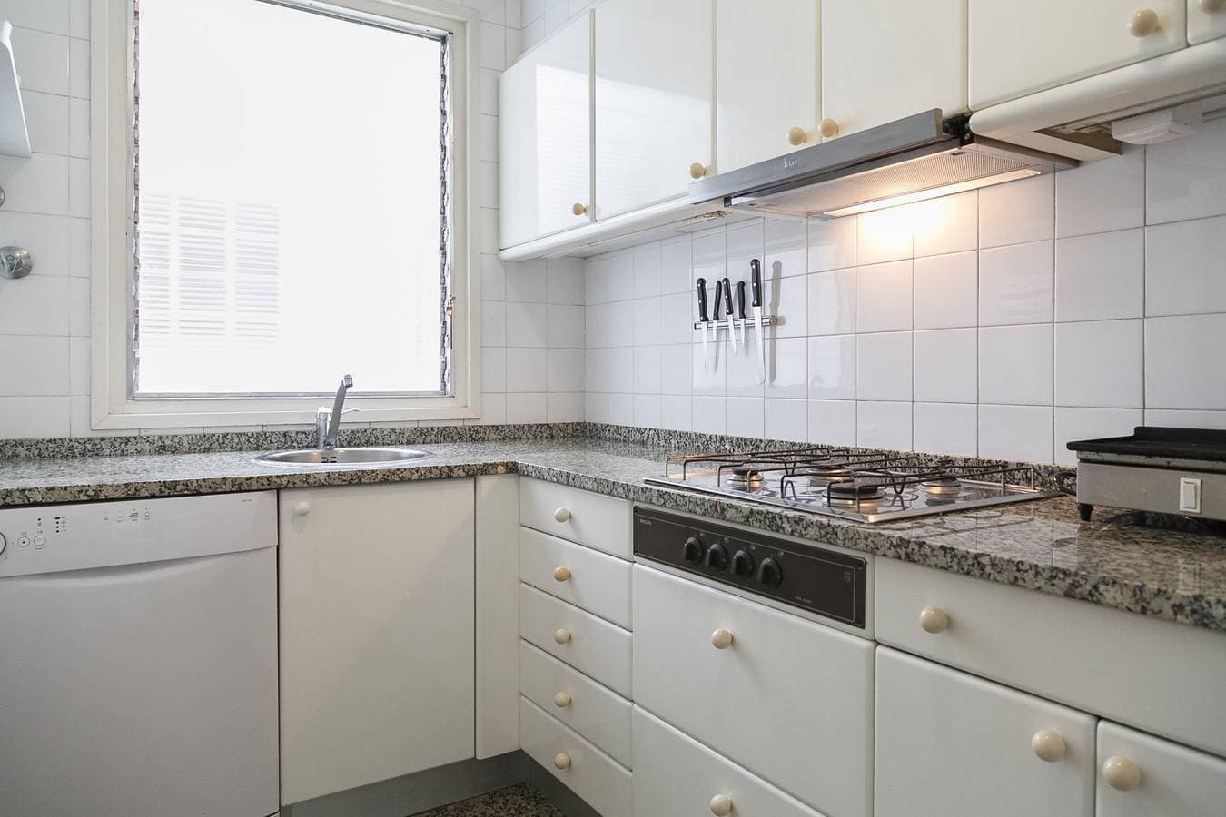 Foto 12 von 33: Uhc Piscis Apartments