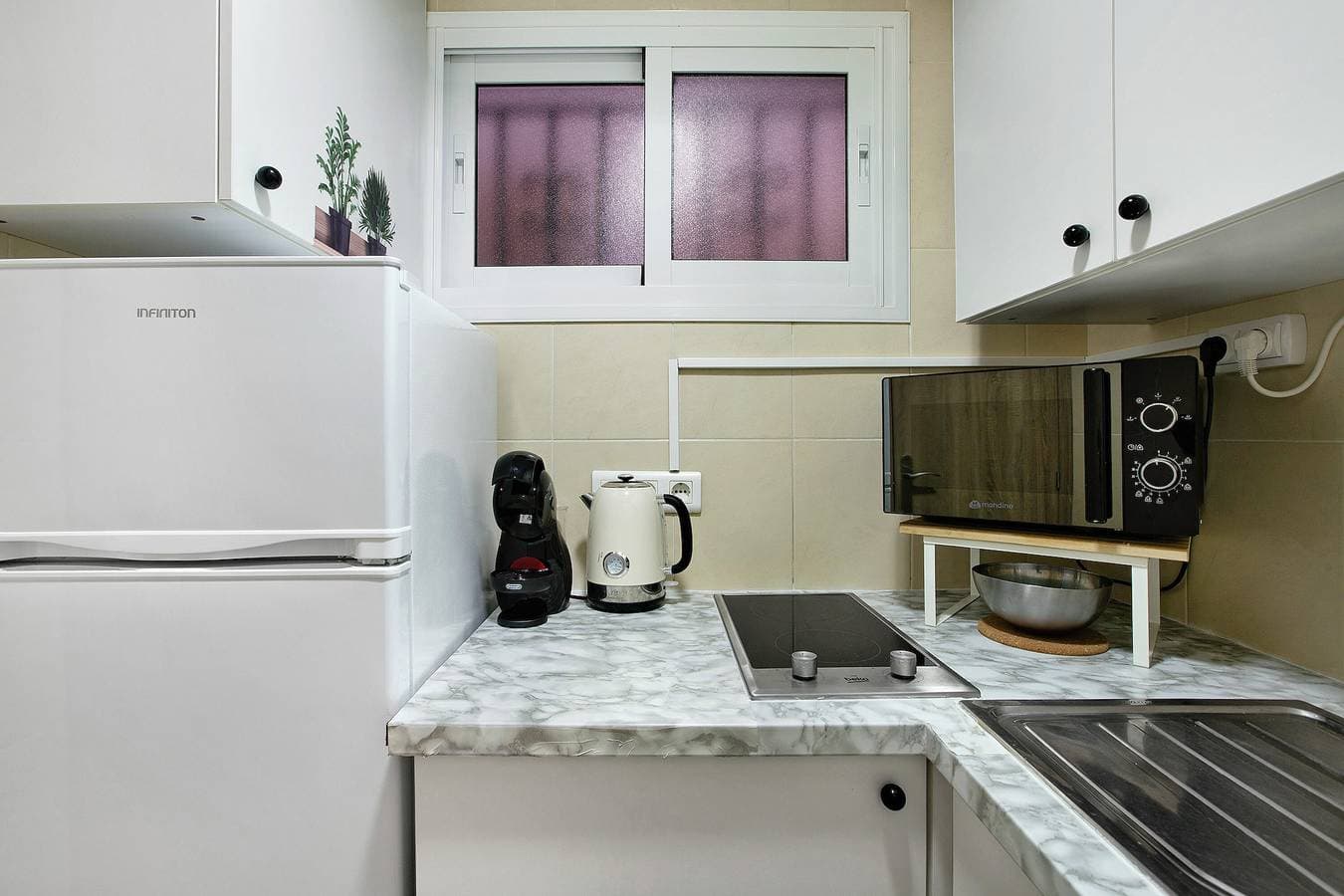 Foto 10 von 20: Einzimmerapartment 'Estudio En La Cascada' mit Klimaanlage