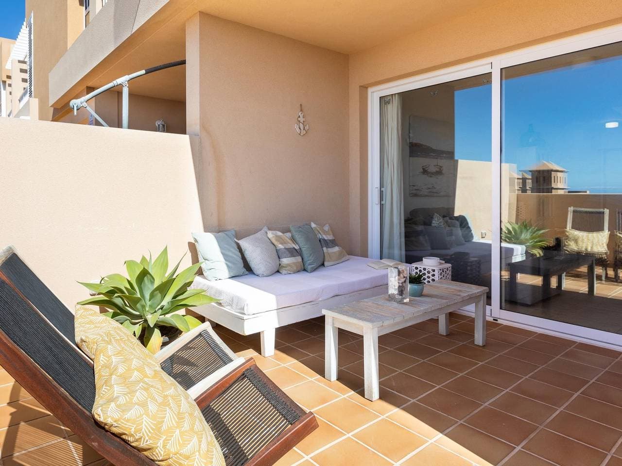 Schöne Terrasse Wohnung, Gemeinschaftspool - Porís 2 1