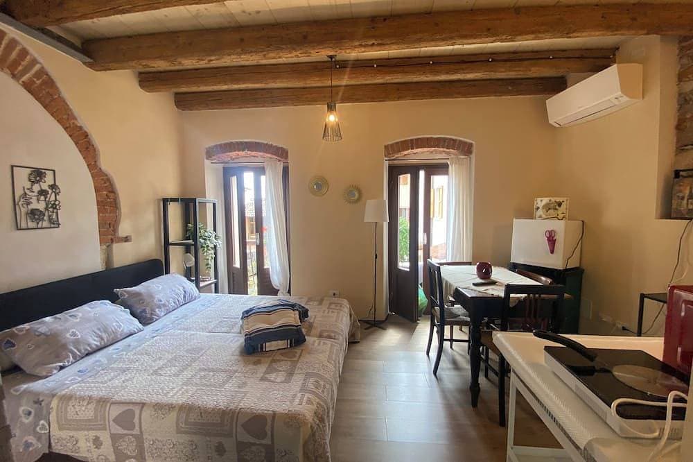 Foto 2 von 23: The room in the ancient village