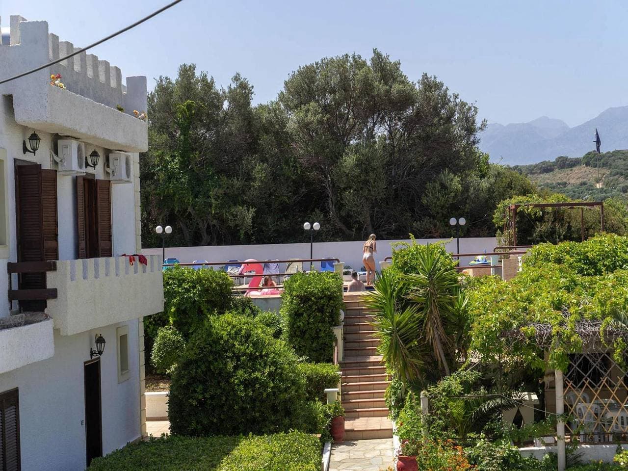 Foto 13 von 19: Modernes Ferienhaus in Stalos mit Balkon