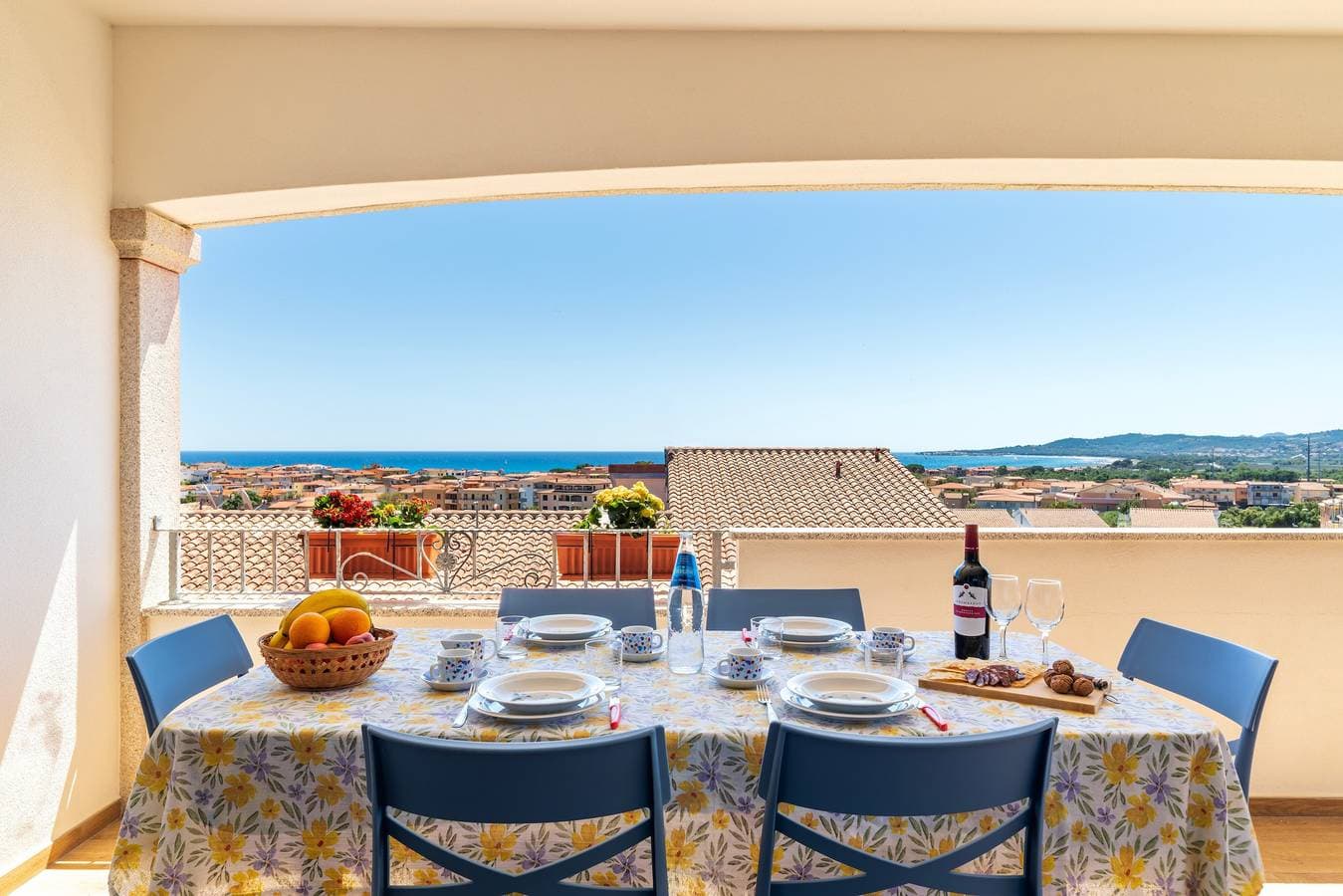 Foto 5 von 29: Privates Apartment mit spektakulärem Meerblick in La Caletta, Sardinien – 2 Schlafzimmer, 3 Betten