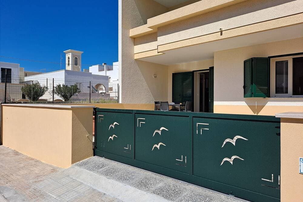 Vittorio House 100m From the Sand 1