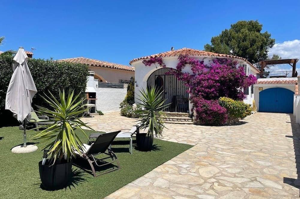 Charming  House with  spaciousGarden and Terrace 1
