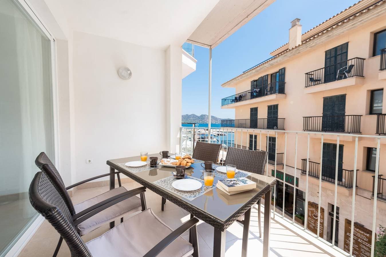 Foto 3 von 17: Moll 3 - Apartment mit Meerblick in Cala Bona. WiFi gratis