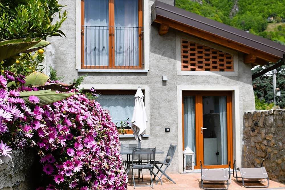 Foto 7 von 15: Our Happy Place Detached vacation home with garden