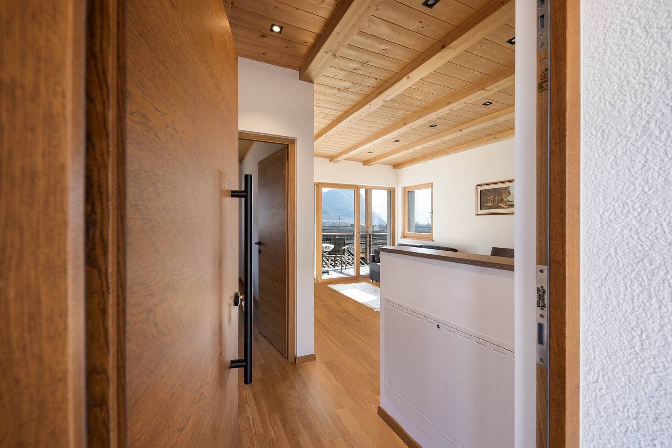 Foto 6 von 25: Helle Ferienwohnung "1 Weger" mit Panoramablick auf die Berge, WLAN & Balkon