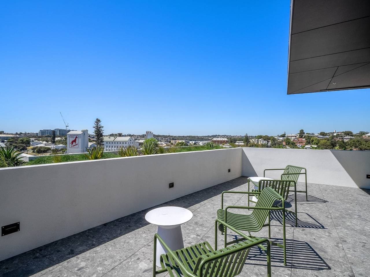 Foto 7 von 39: Fremantle 1-Bed Close to Beach & Shops