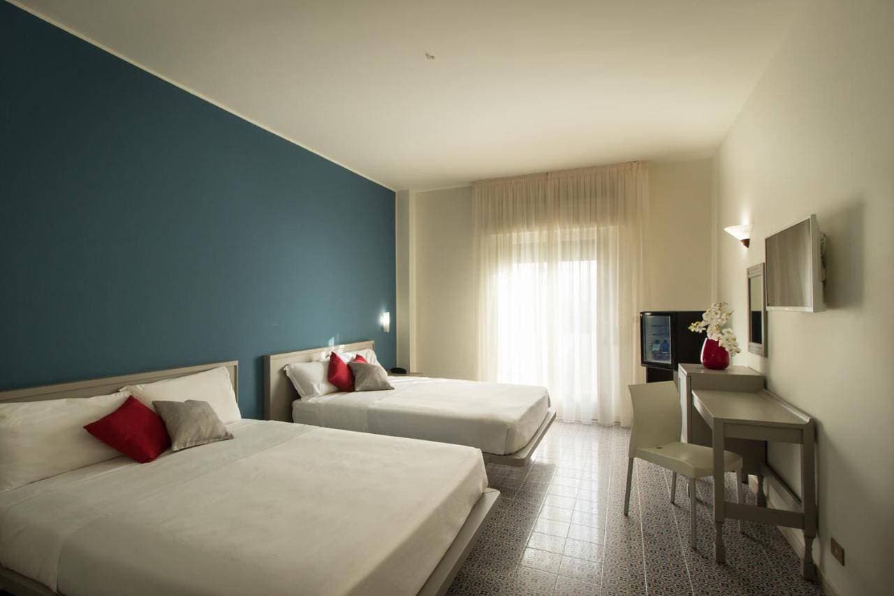 Foto 9 von 10: Classic Triple Room
