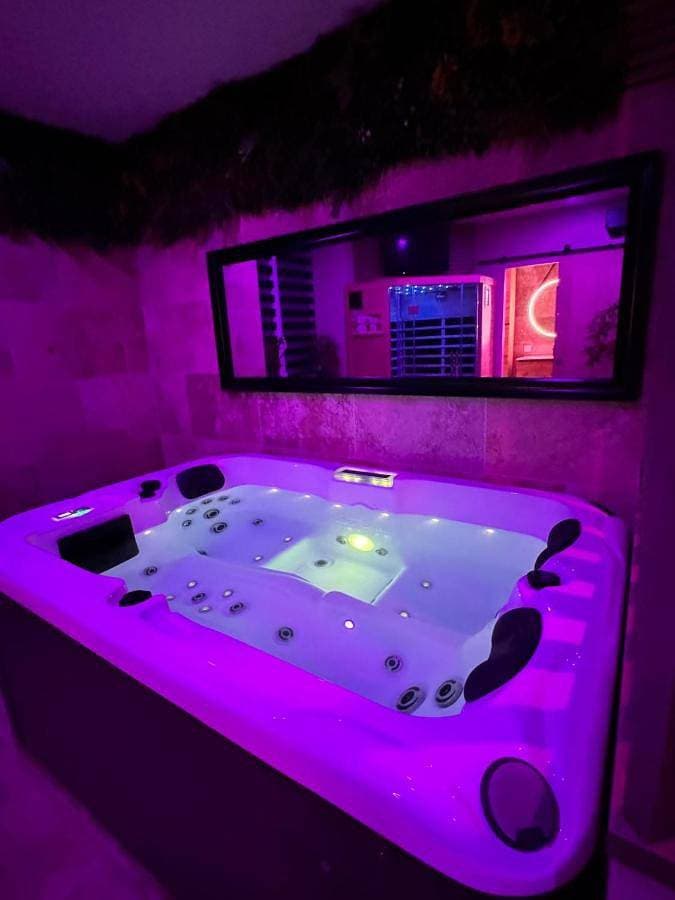 Foto 4 von 5: Double Room with Spa Bath