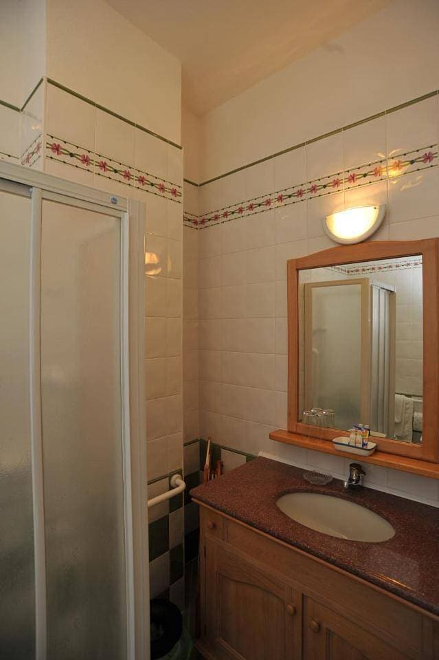 Foto 7 von 10: Double Room with Garden View