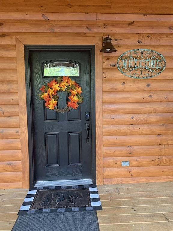 Country living and still close to Pigeon Forge/Sevierville/Gatlinburg activities 1