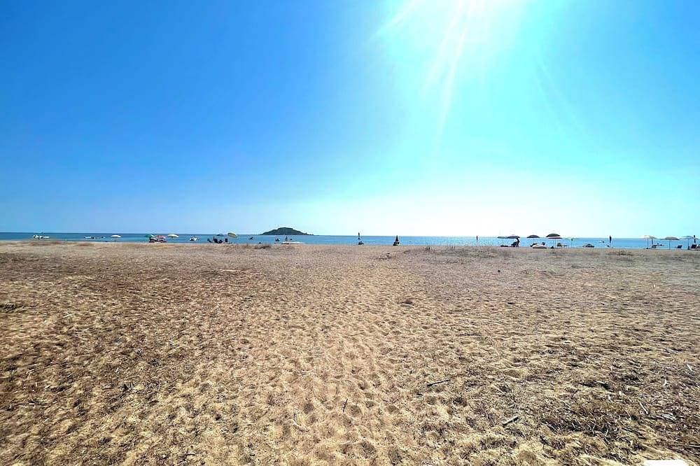 \"  Sea  Breeze  Home \" 1