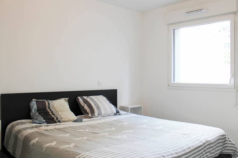 Foto 4 von 14: Charming modern 2-room apartment near Paris