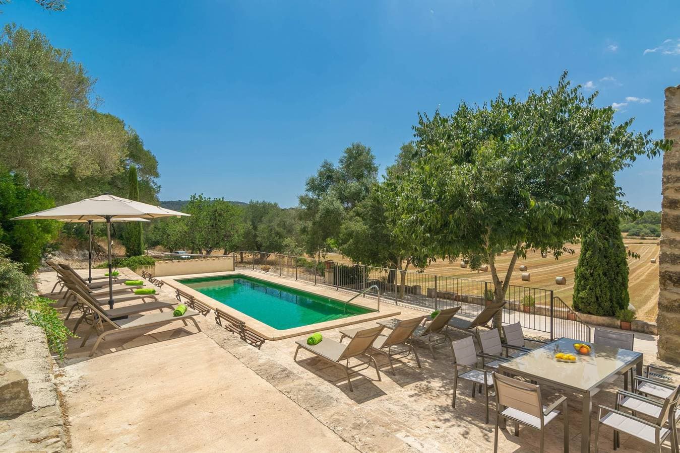 Foto 2 von 45: Ses Cases Velles De Son Baró - Idyllisches Landhaus mit privatem Pool im Zentrum von Mallorca. Wifi gibt es gratis.