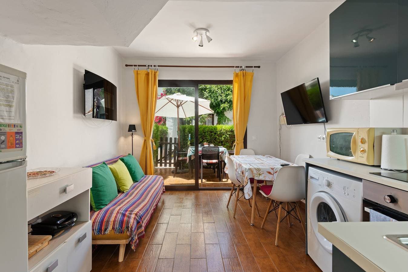 Foto 5 von 27: Klimatisiertes Ferienhaus in Villenkomplex mit Pool, Strand, Spa, Fitness und WLAN
