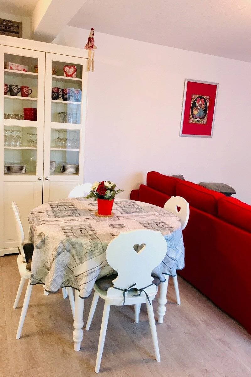 Foto 9 von 21: Ferienwohnung für 4 Personen mit Terrasse