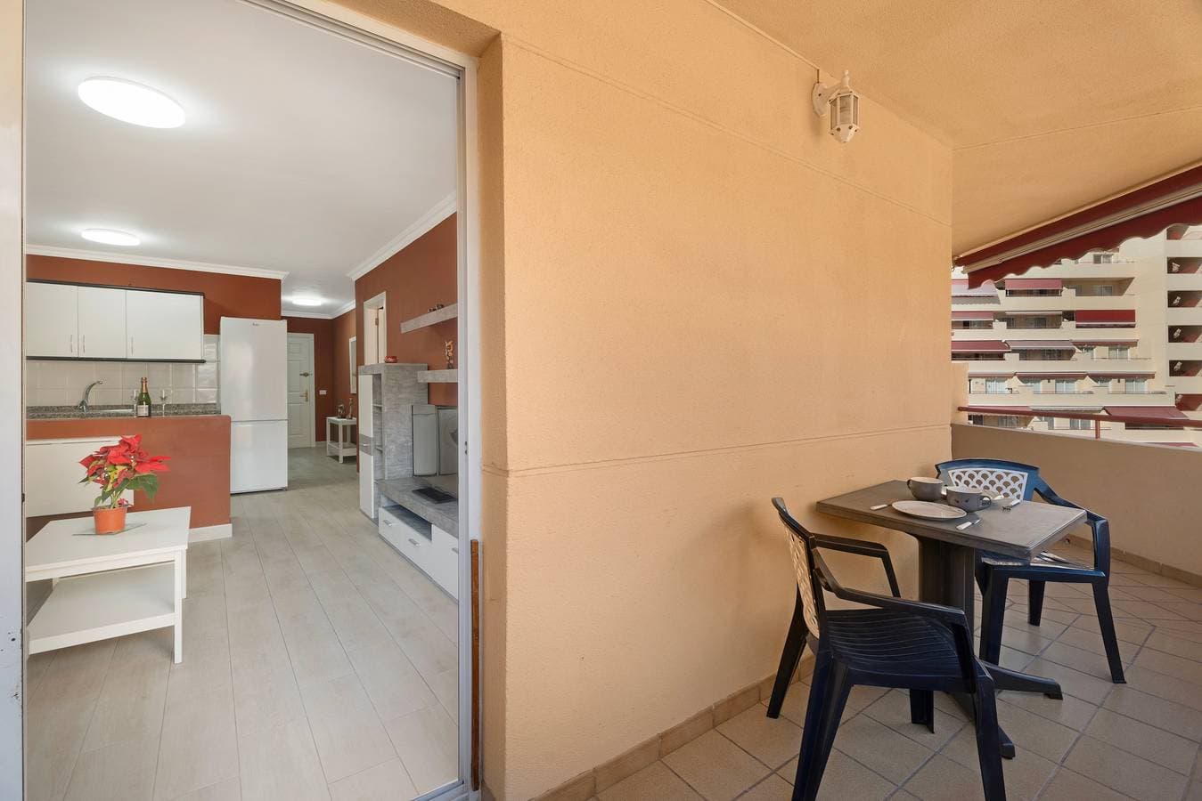 Foto 5 von 25: Ferienwohnung 'La Casita De Edu' mit Gemeinschaftspool, Balkon und Wi-Fi