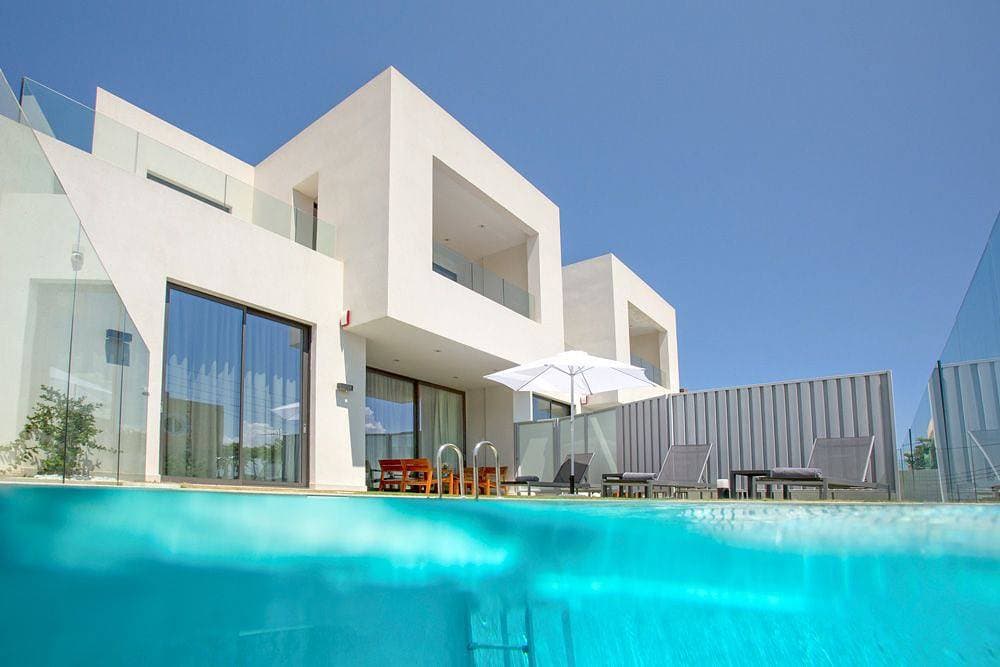 Villa 1