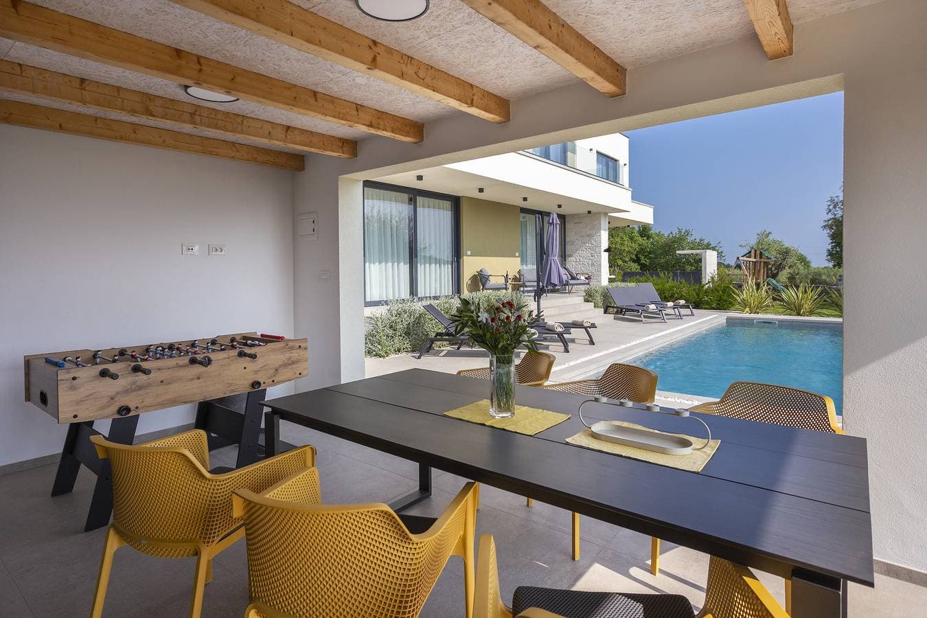 Foto 3 von 50: Luxuriöse Villa mit Pool und Meerblick