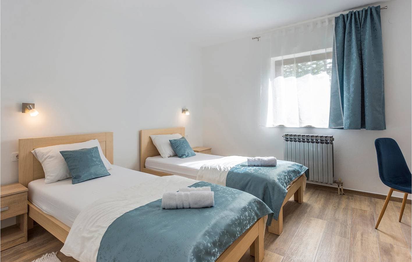 Foto 11 von 51: Reizende 2-Zimmer-Wohnung mit Pool, Terrasse und WLAN