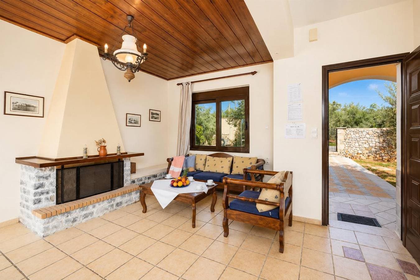 Foto 7 von 26: Villa für 7 Personen mit Terrasse