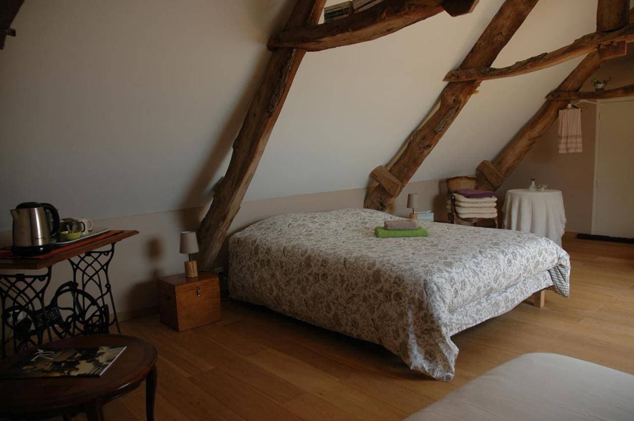 Foto 6 von 7: Family Room with Bathroom
