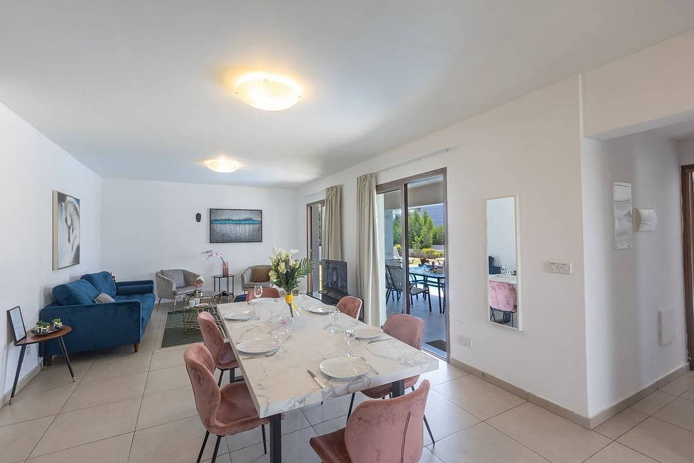 Foto 7 von 26: Villa für 6 Personen mit Balkon/Terrasse