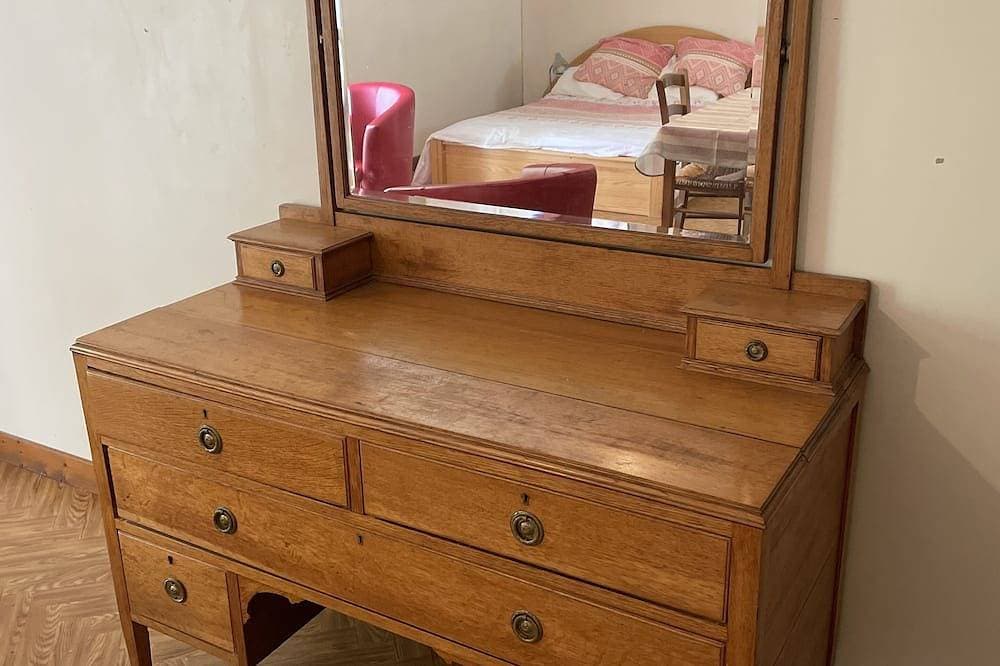 Foto 2 von 6: 17th century property between the pink granite coast & Lannion, Studio 34m2