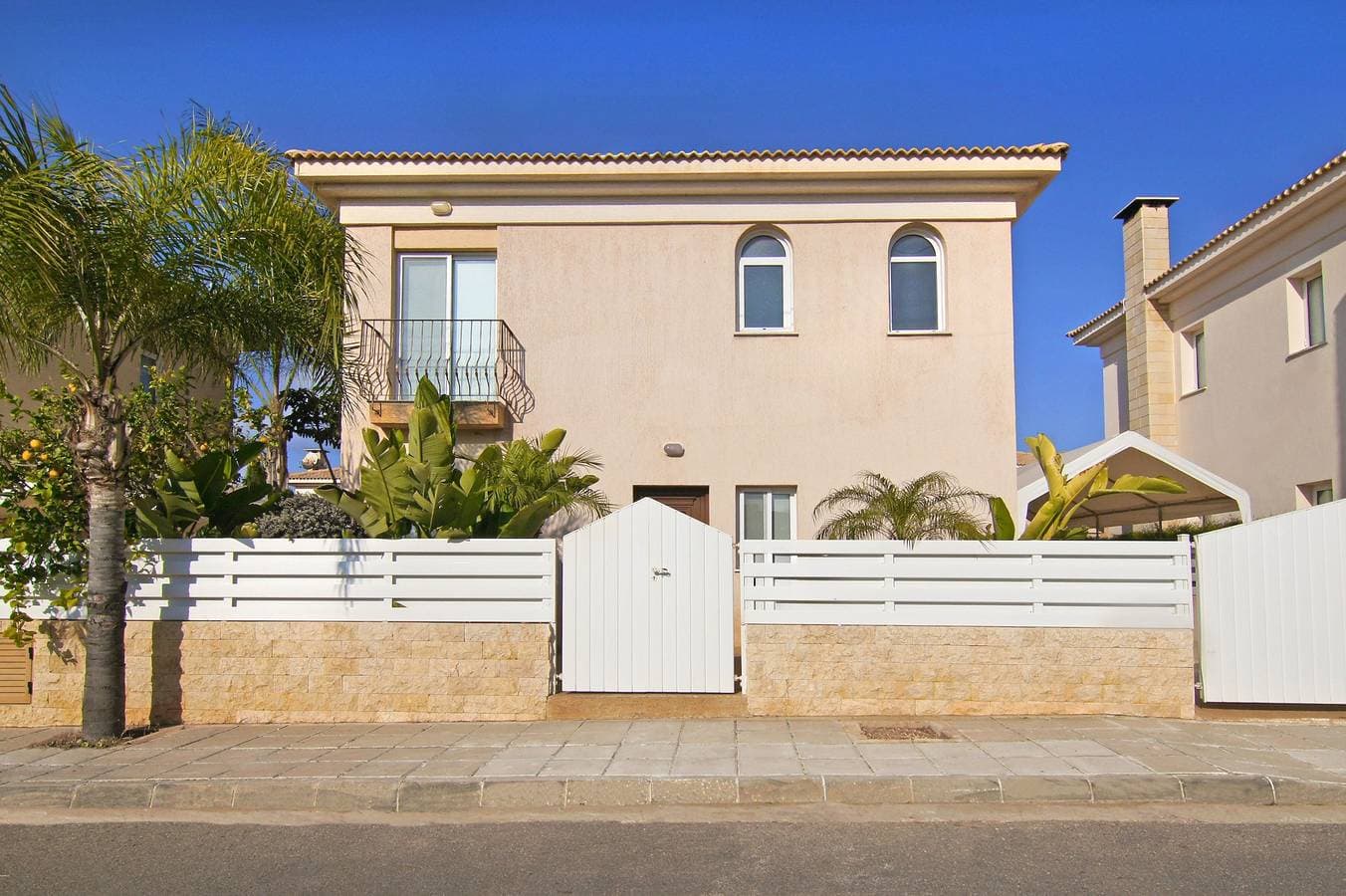 Foto 9 von 35: Villa für 8 Personen mit Balkon