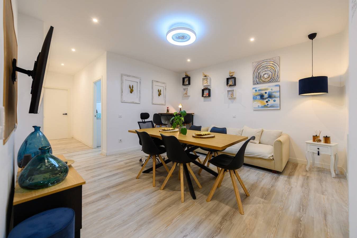 Foto 3 von 23: M Madrid: habitación con comodidad y zona